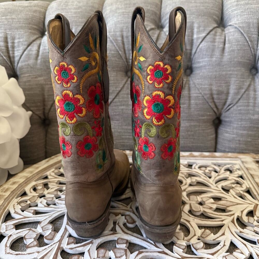 Tombstone Embroidered Flowers Leather Boots Women’s 7 - Picture 7 of 11